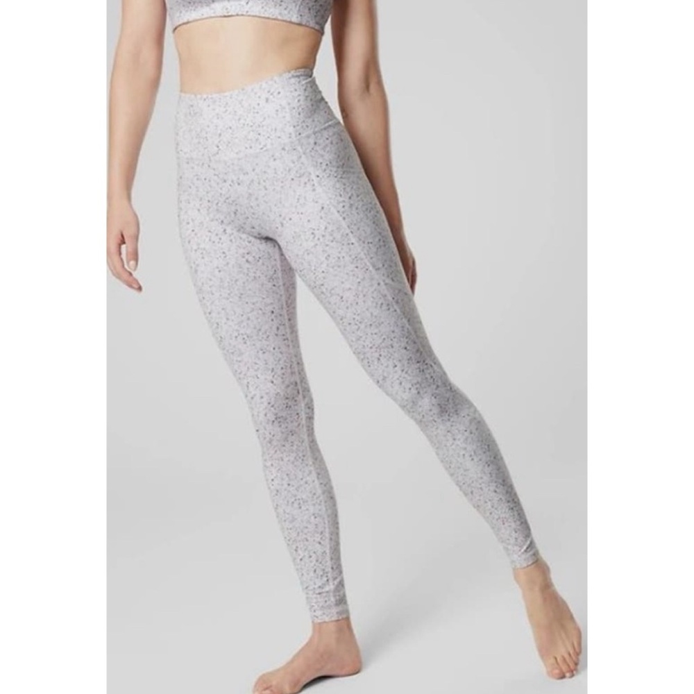 Athleta Salutation Pebble Beach Tight Leggings in Powervita Size Medium New